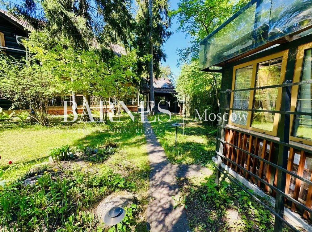 2-этажный коттедж 650 м² с отделкой