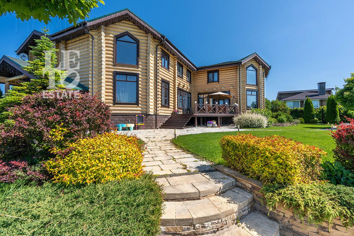 2-этажный коттедж 415 м² с отделкой