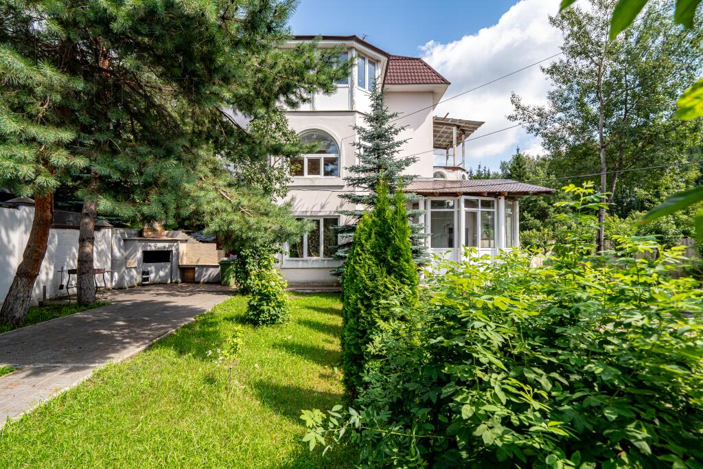 Участок 18 сот. в охраняемом поселке