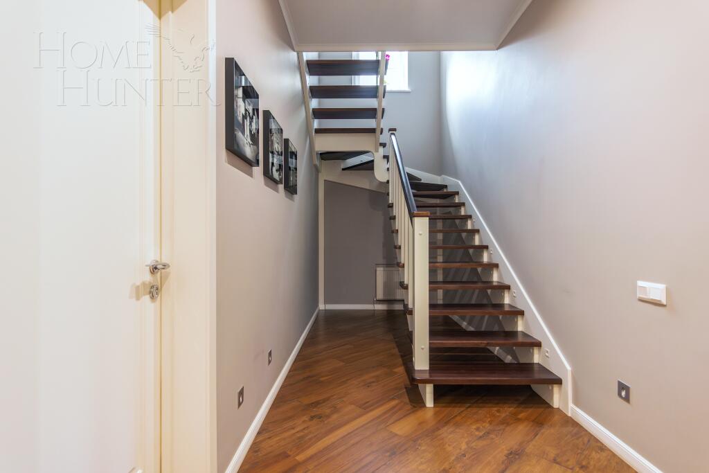 2-этажный коттедж 200 м² с отделкой