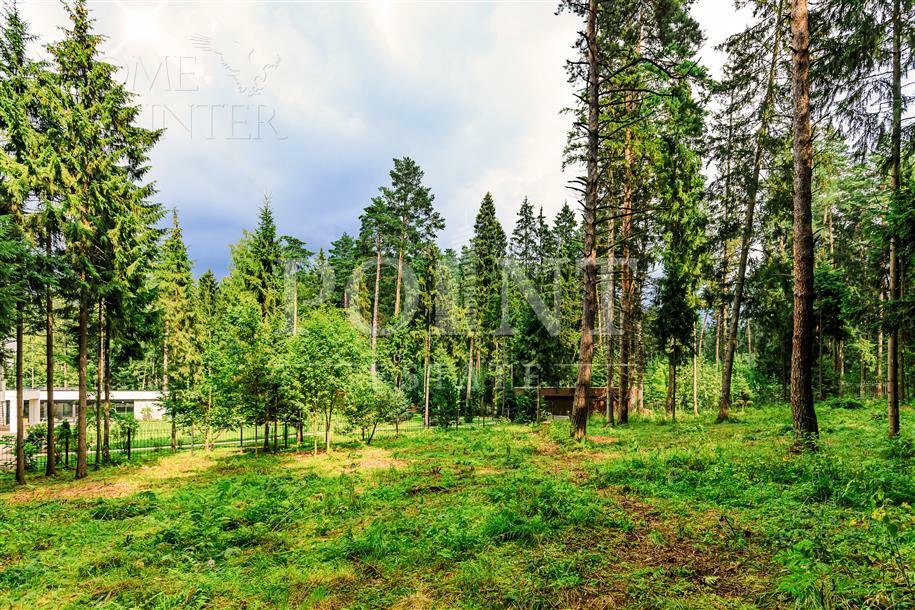 Участок 109.32 сот. в охраняемом поселке