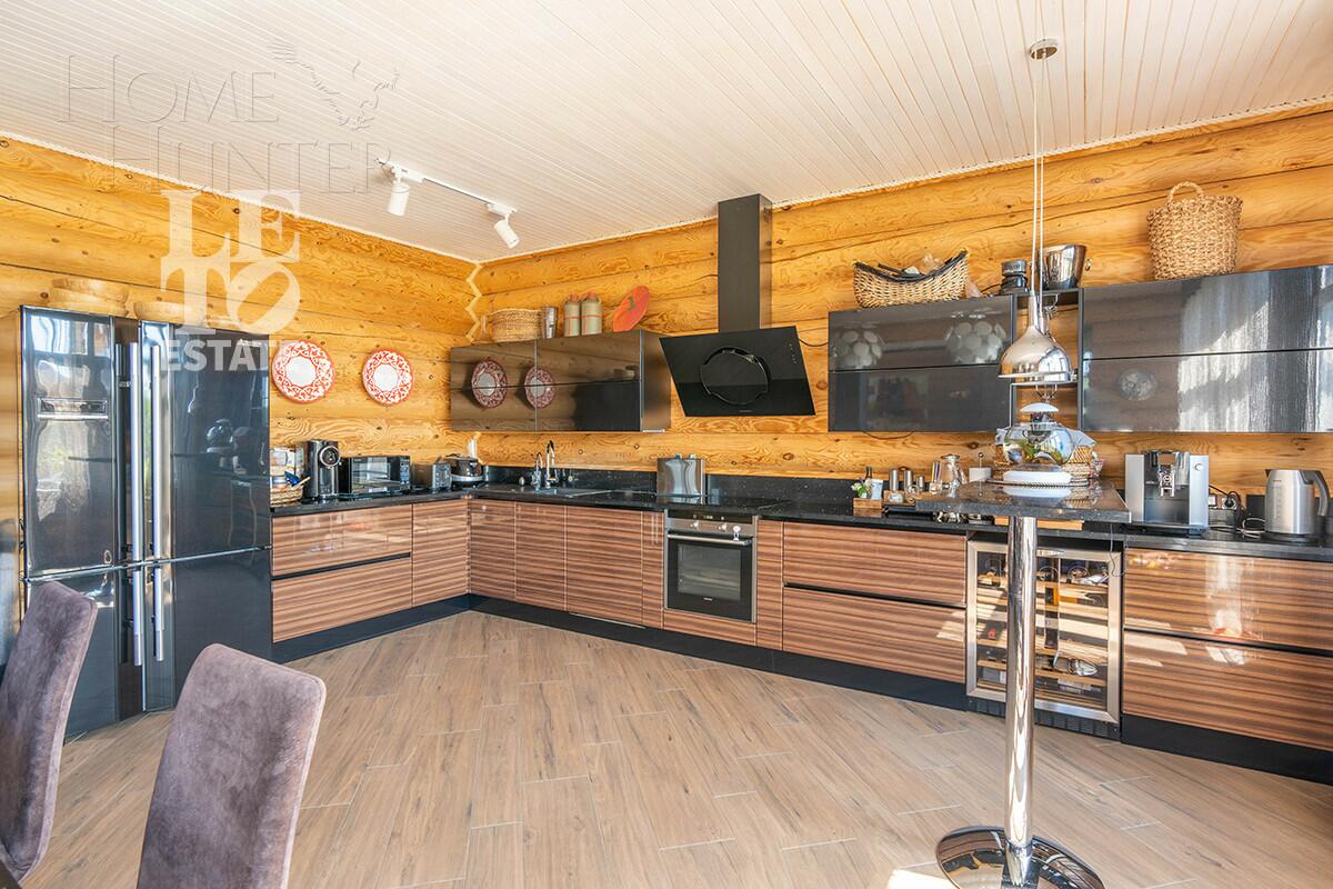 2-этажный коттедж 415 м² с отделкой