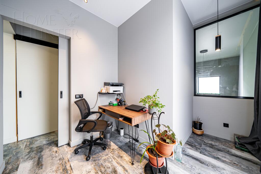 2-этажный коттедж 250 м² с отделкой