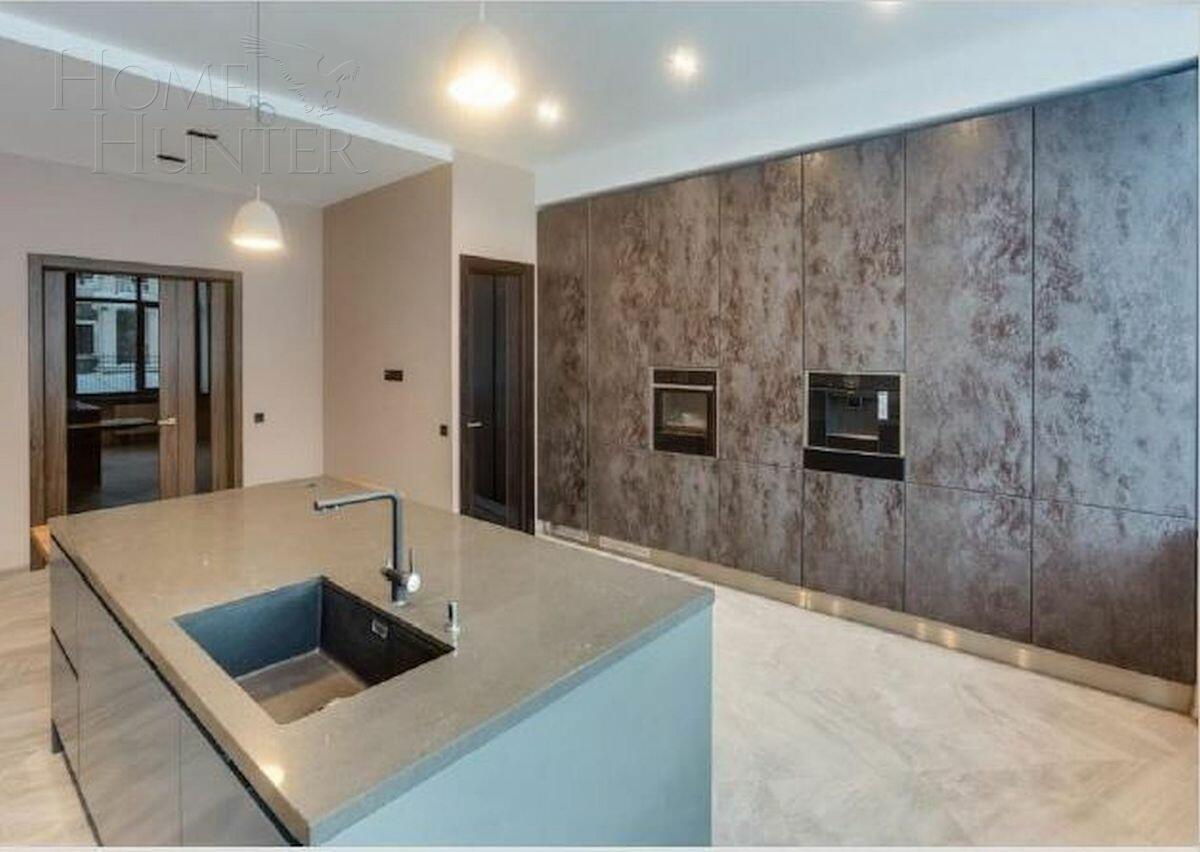 2-этажный коттедж 602 м² с отделкой