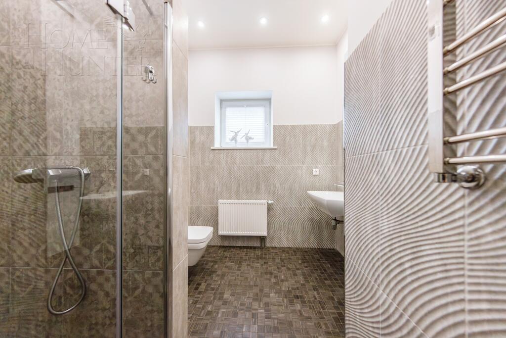 2-этажный коттедж 200 м² с отделкой