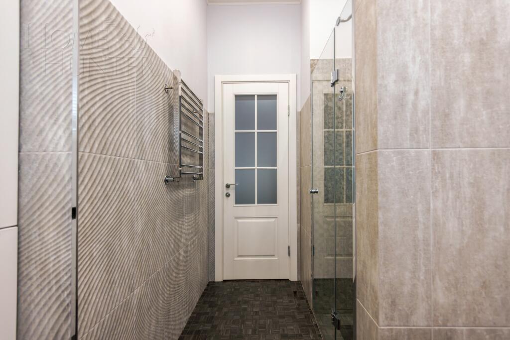 2-этажный коттедж 200 м² с отделкой