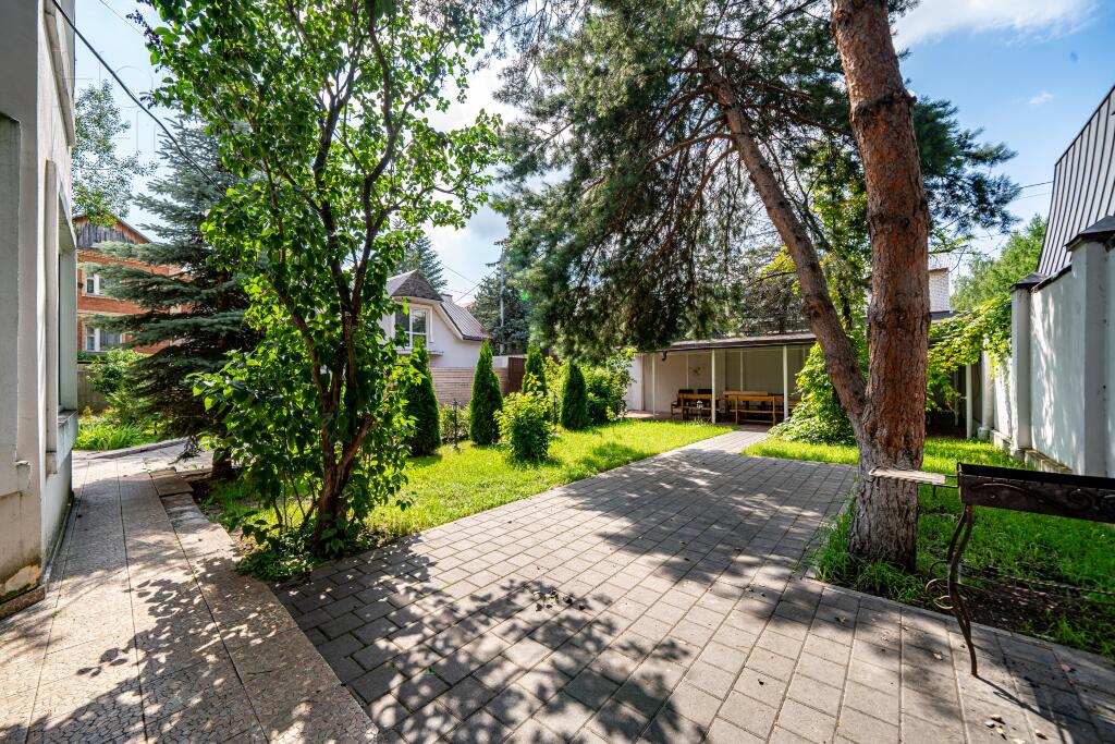 Участок 18 сот. в охраняемом поселке