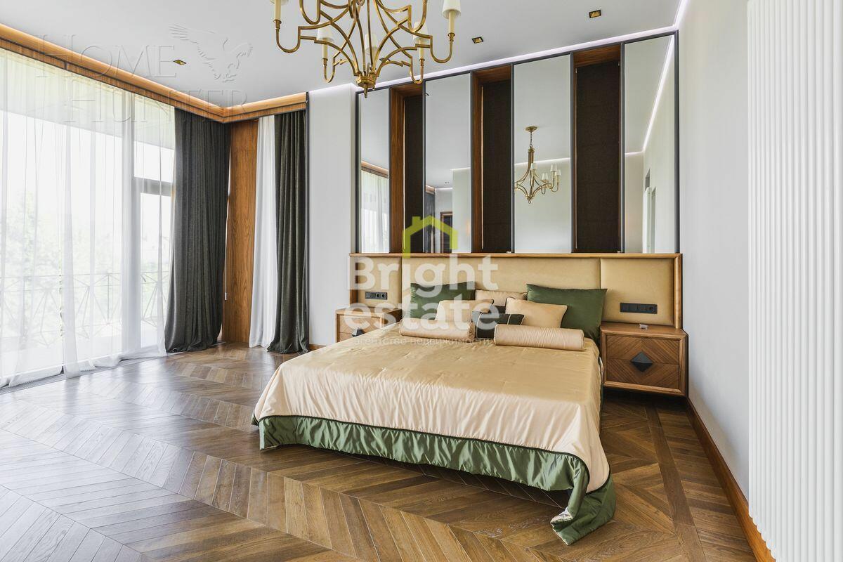 2-этажный коттедж 989.7 м² с отделкой