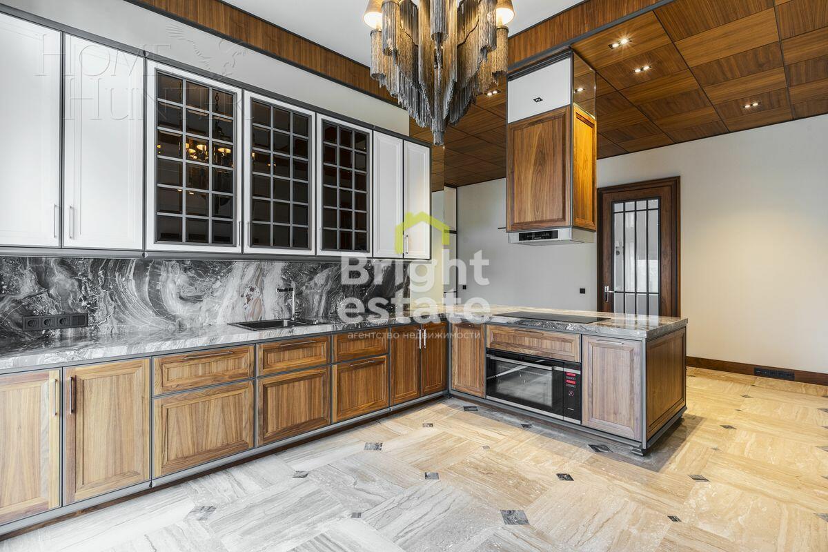 2-этажный коттедж 989.7 м² с отделкой