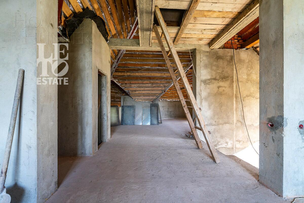 2-этажный коттедж 370 м² без отделки