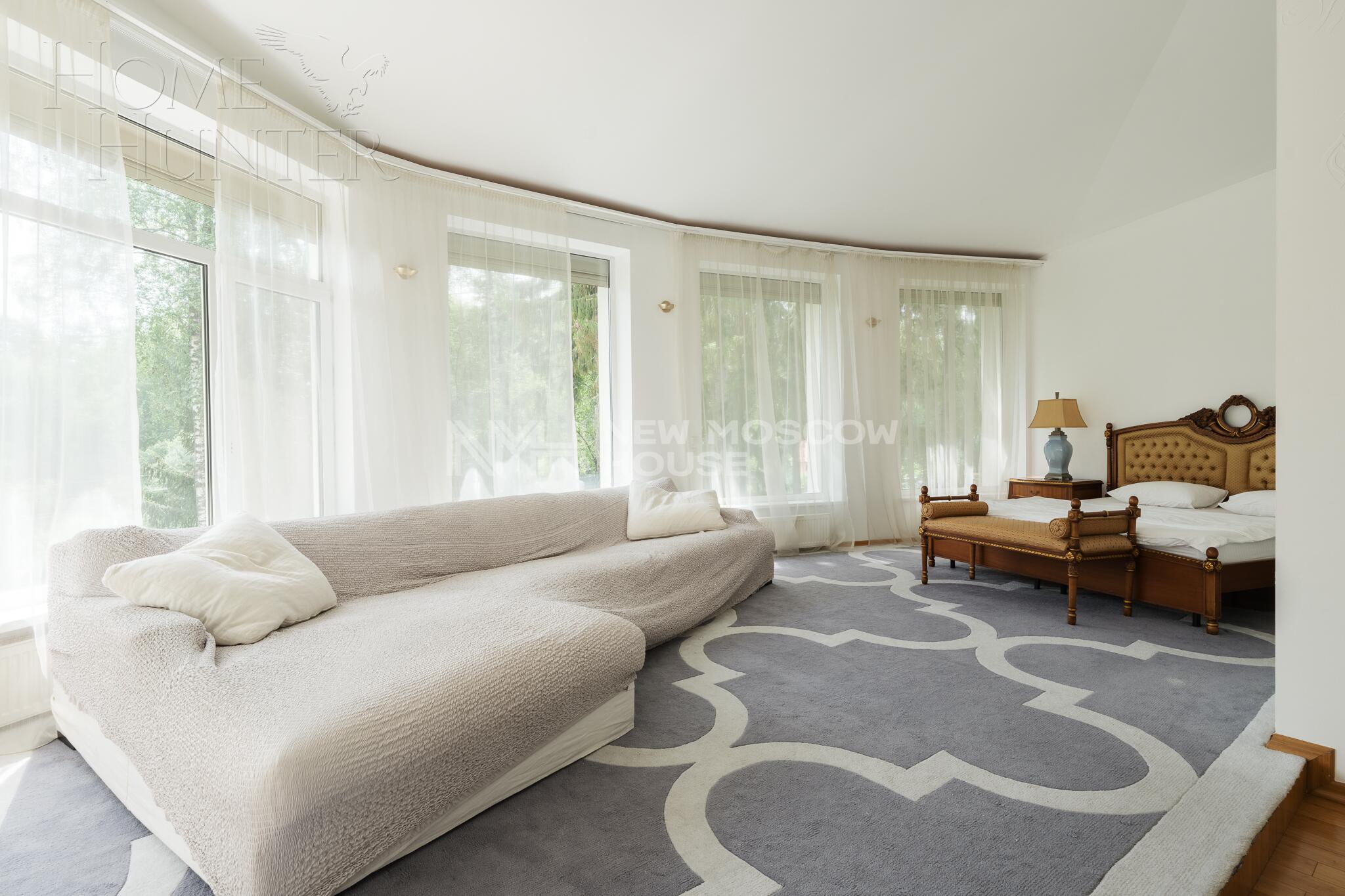 3-этажный коттедж 1 100 м² с отделкой