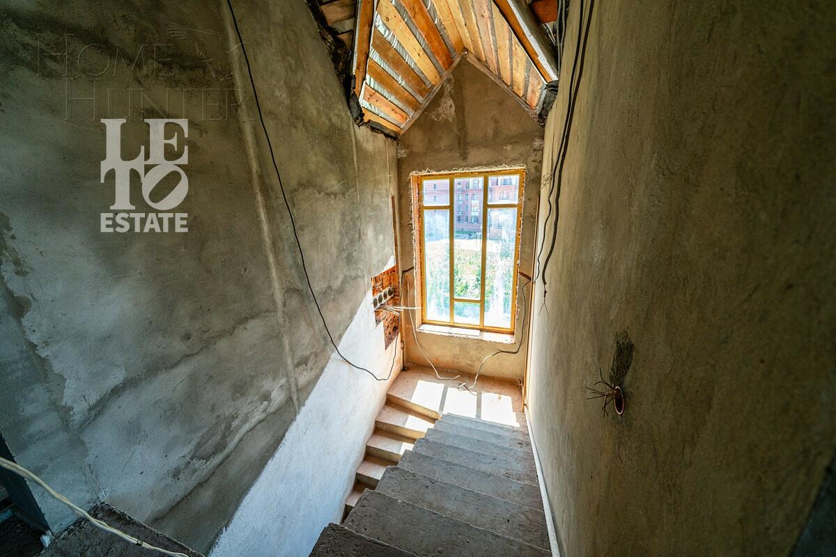 2-этажный коттедж 370 м² без отделки