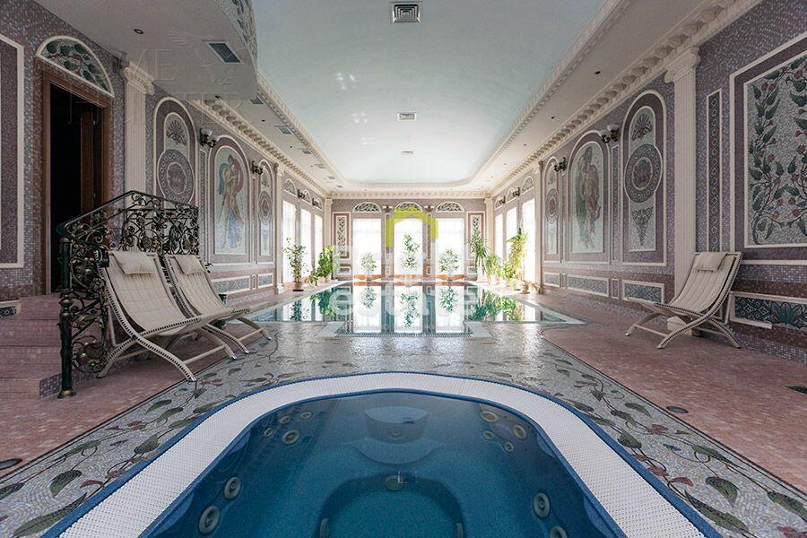 2-этажный коттедж 1 400 м² с отделкой