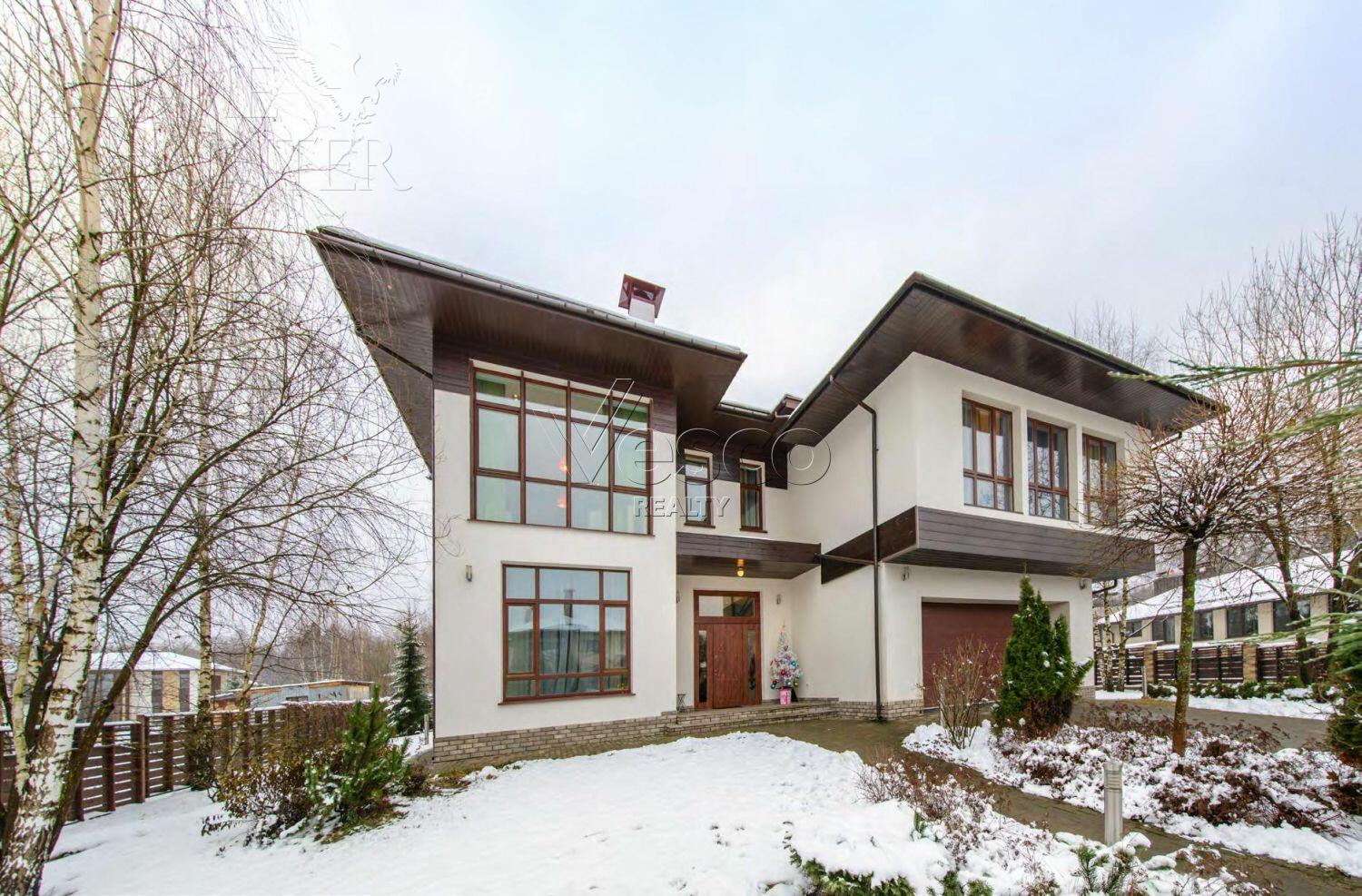 2-этажный коттедж 452 м² с отделкой