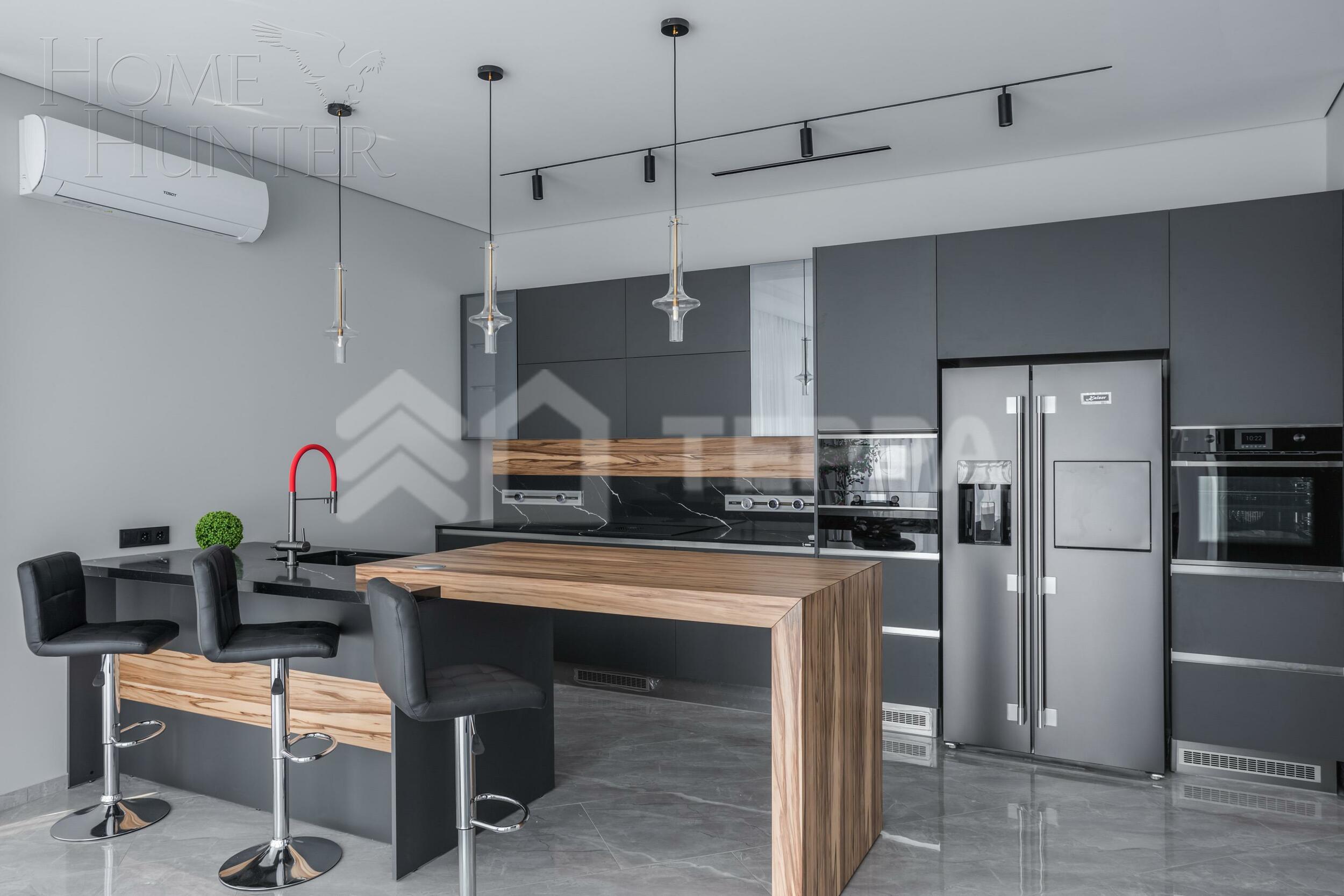 2-этажный коттедж 600 м² с отделкой