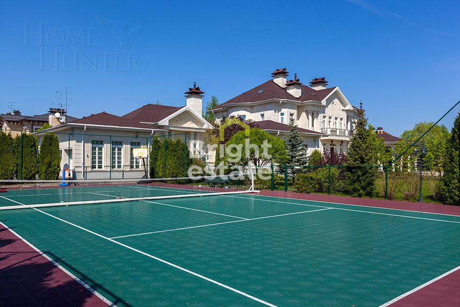 2-этажный коттедж 1 400 м² с отделкой