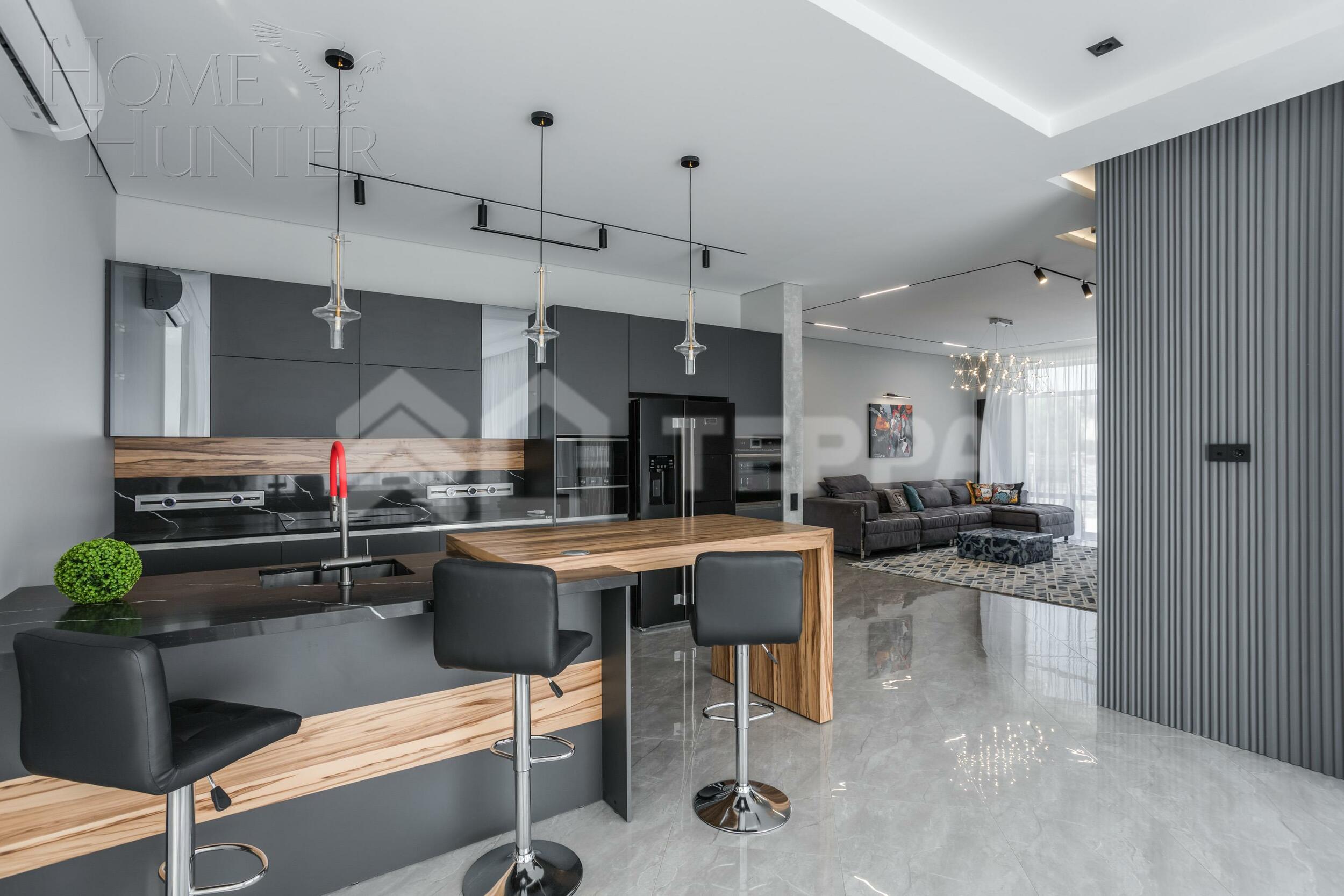 2-этажный коттедж 600 м² с отделкой