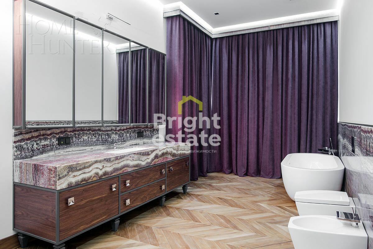 2-этажный коттедж 989.7 м² с отделкой