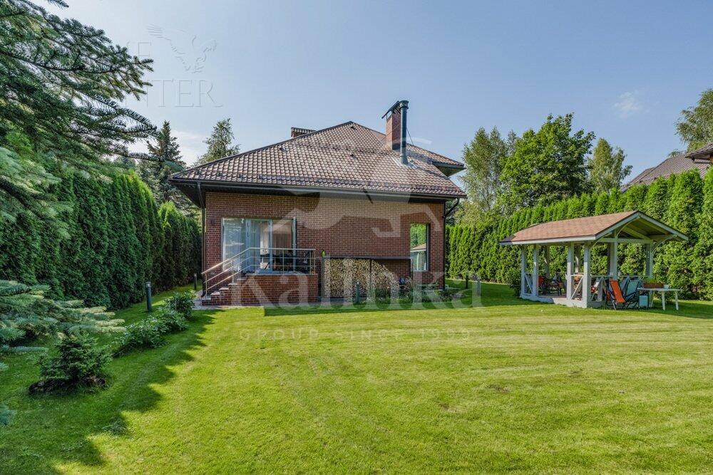 2-этажный коттедж 360 м² с отделкой