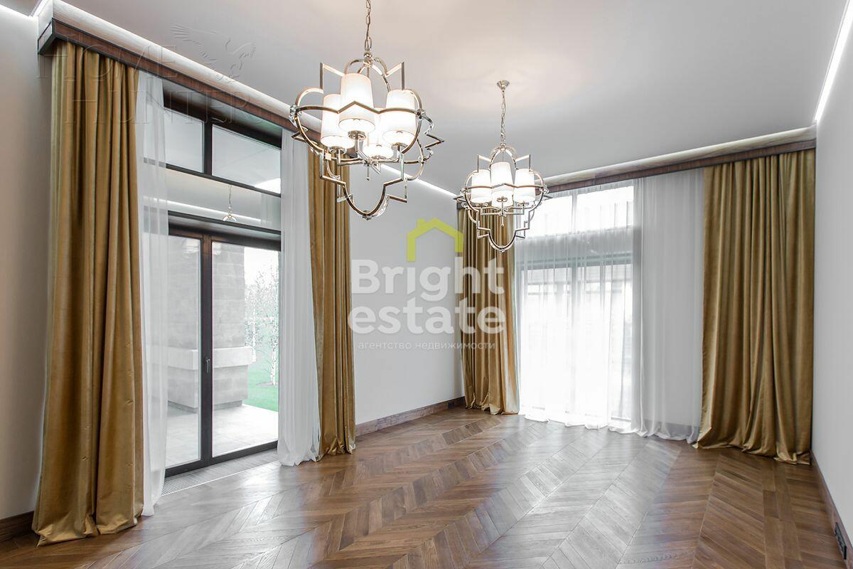 2-этажный коттедж 989.7 м² с отделкой