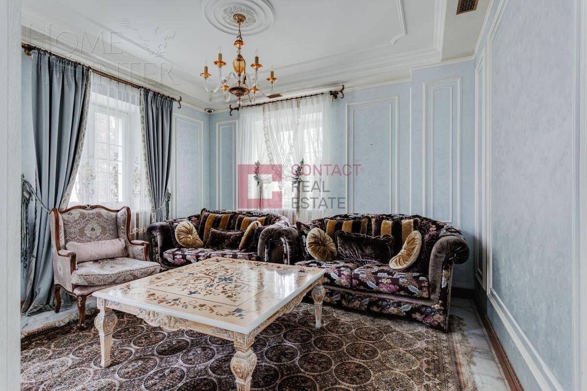 2-этажный коттедж 700 м² с отделкой