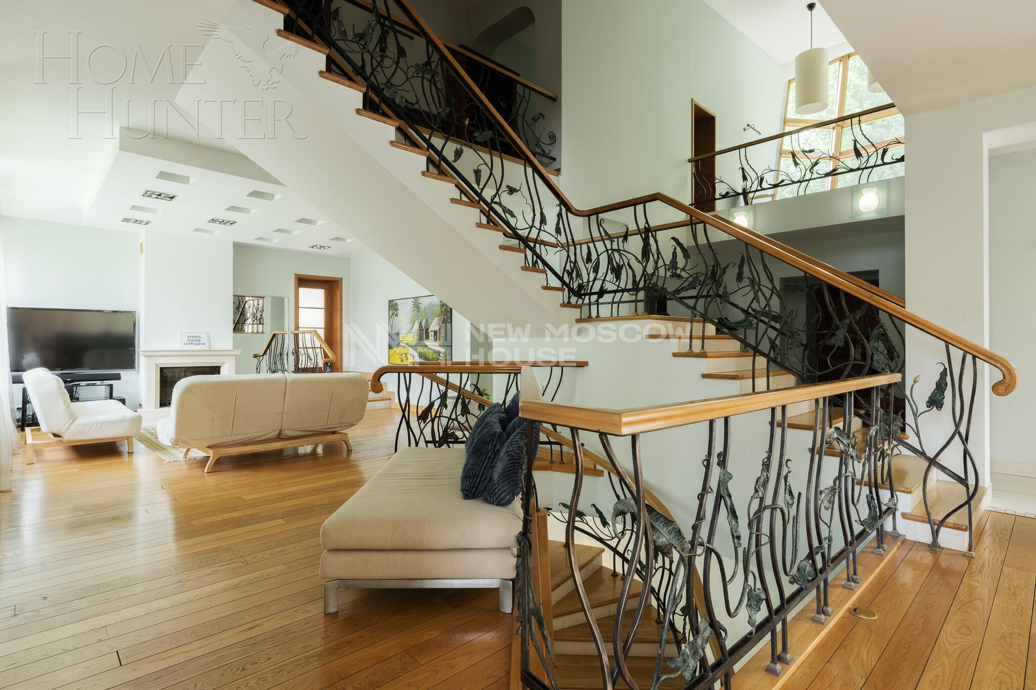 3-этажный коттедж 1 100 м² с отделкой