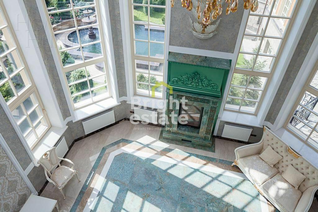 2-этажный коттедж 1 700 м² с отделкой