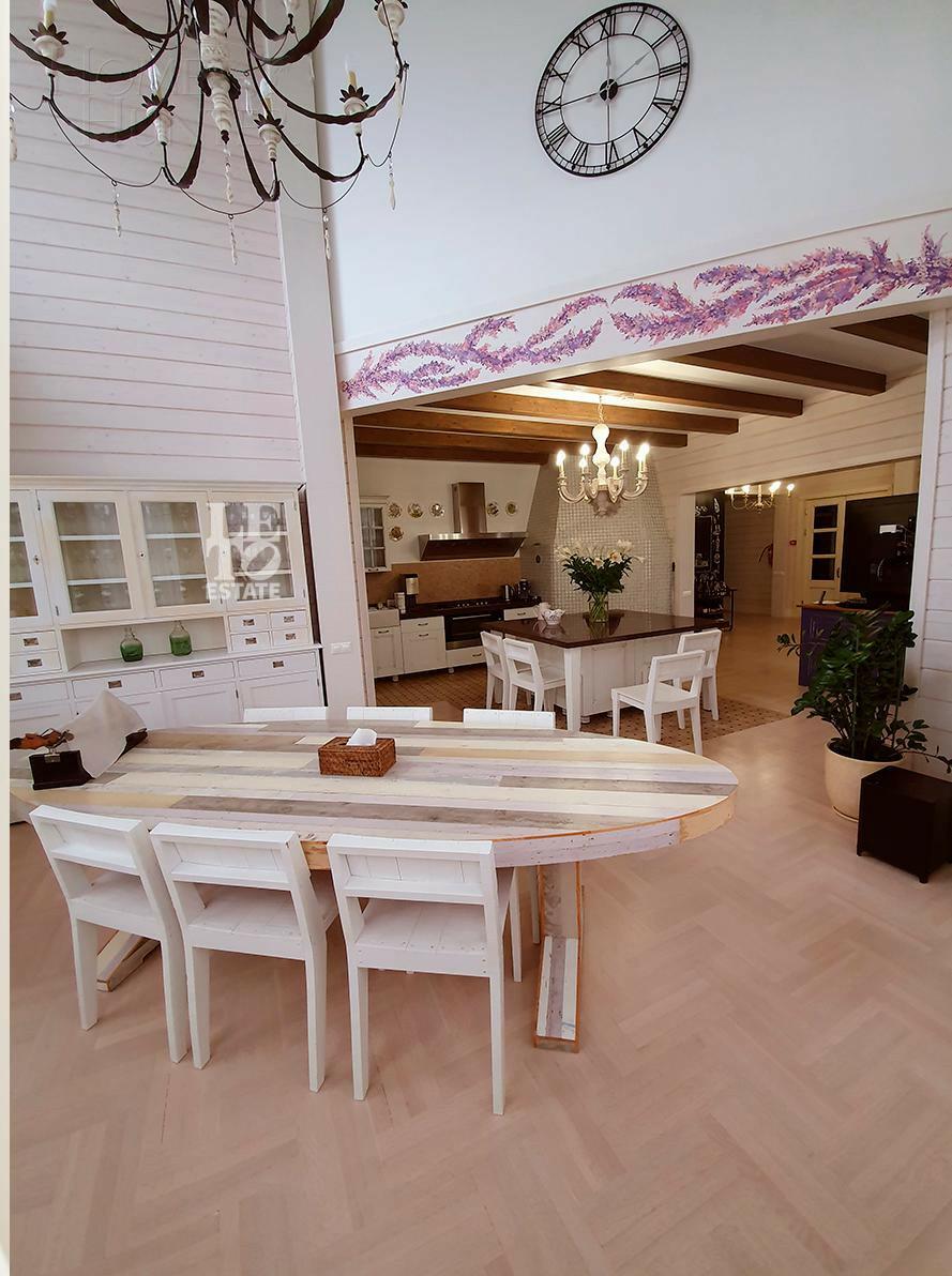 2-этажный коттедж 800 м² с отделкой