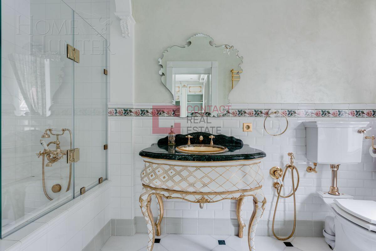 2-этажный коттедж 700 м² с отделкой