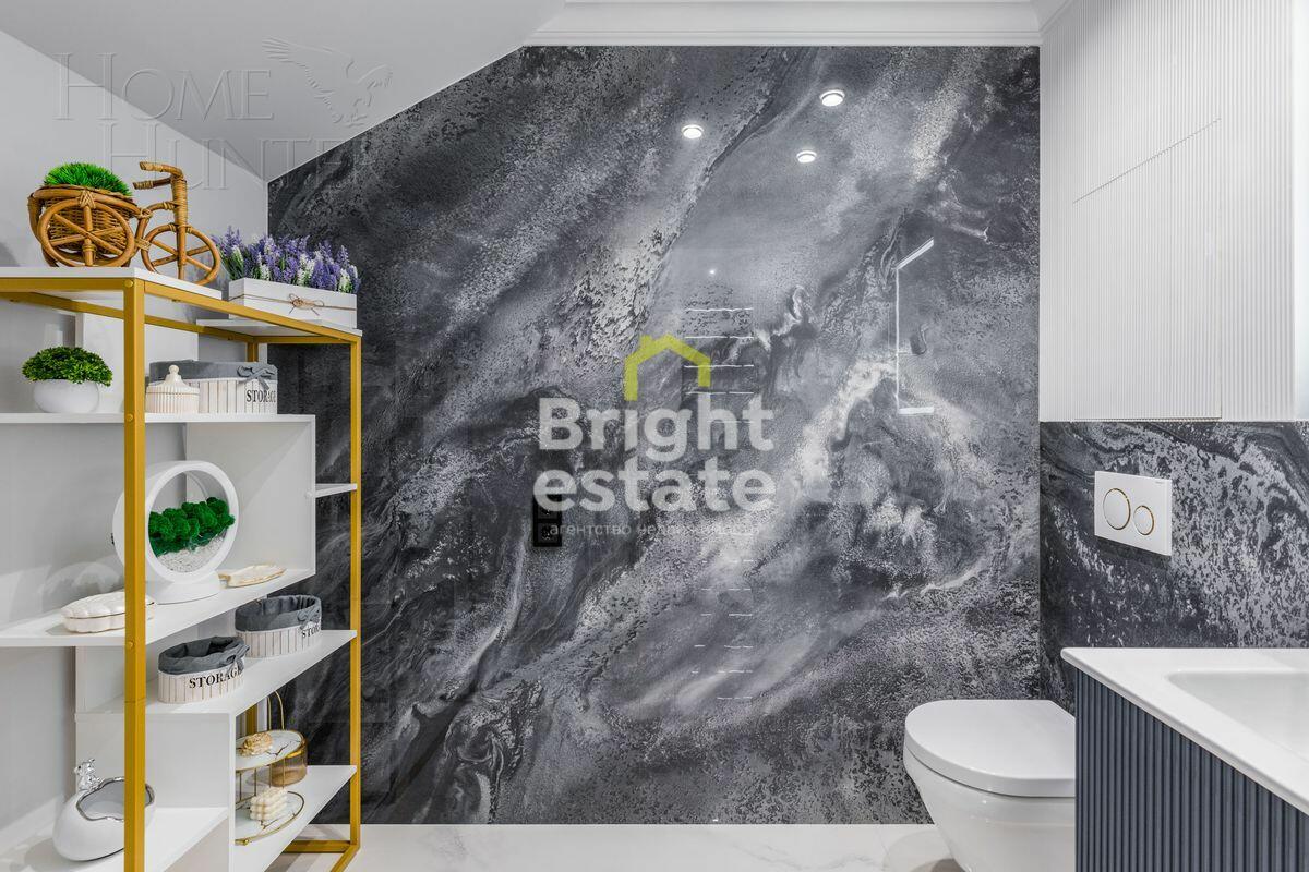 3-этажный таунхаус 240 м² с отделкой