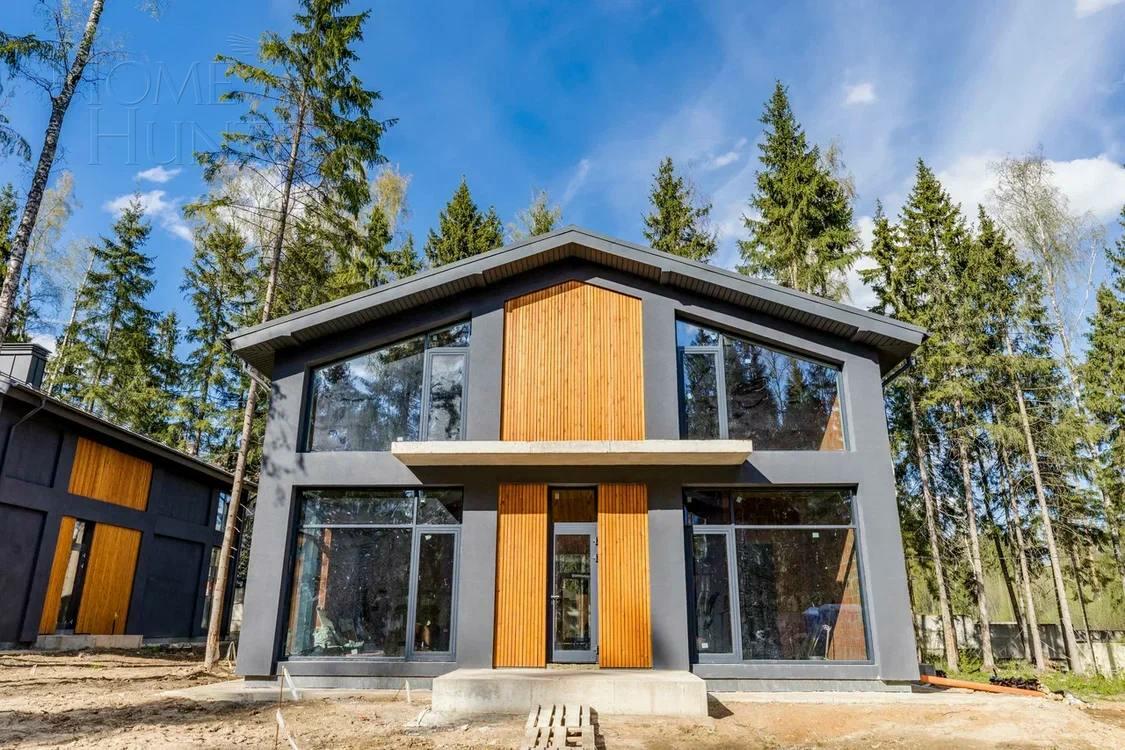 2-этажный коттедж 306 м² без отделки