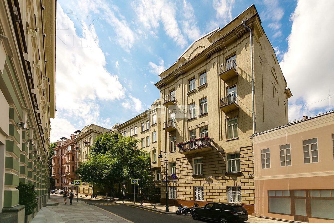 6-КОМН. КВАРТИРА С ОТДЕЛКОЙ 350 М² НА 4 ЭТАЖЕ