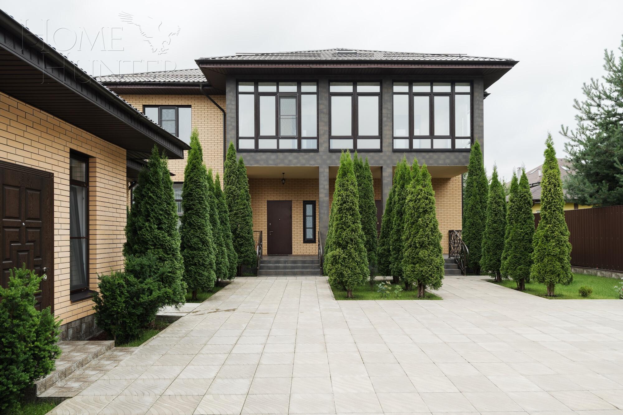 2-этажный коттедж 297 м² с отделкой