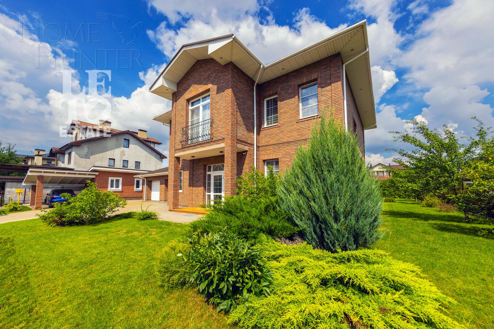 2-этажный коттедж 304 м² с отделкой