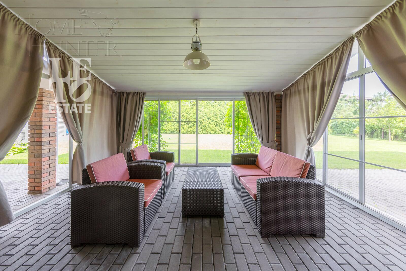 2-этажный коттедж 304 м² с отделкой