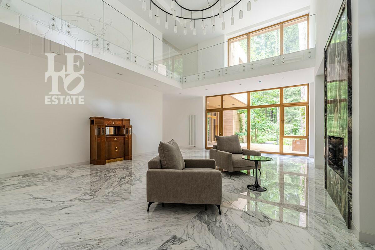 2-этажный коттедж 1 330 м² с отделкой