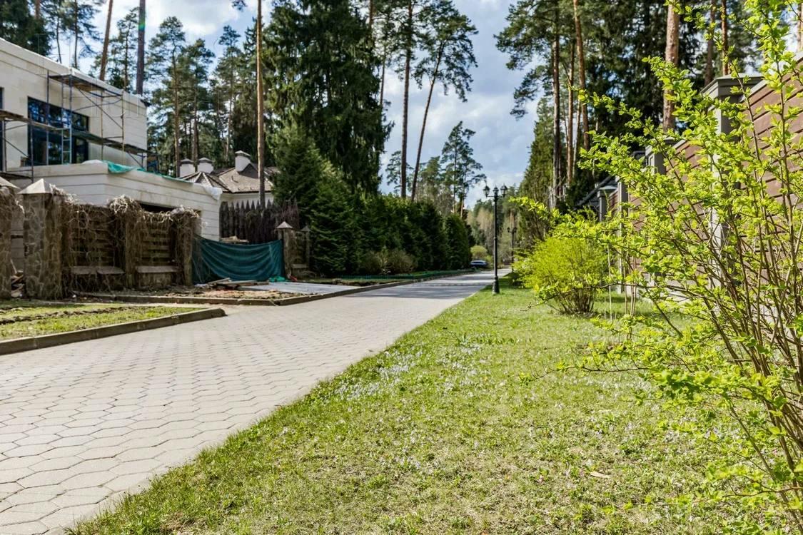 2-этажный коттедж 616 м² без отделки