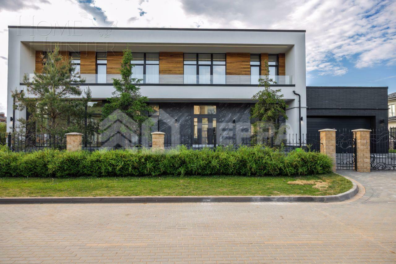 2-этажный коттедж 731 м² с отделкой