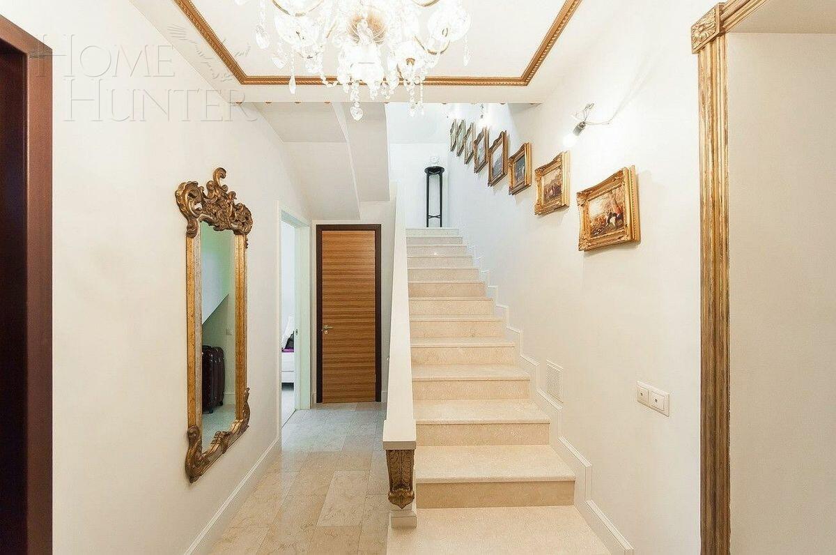 2-этажный коттедж 1 400 м² с отделкой