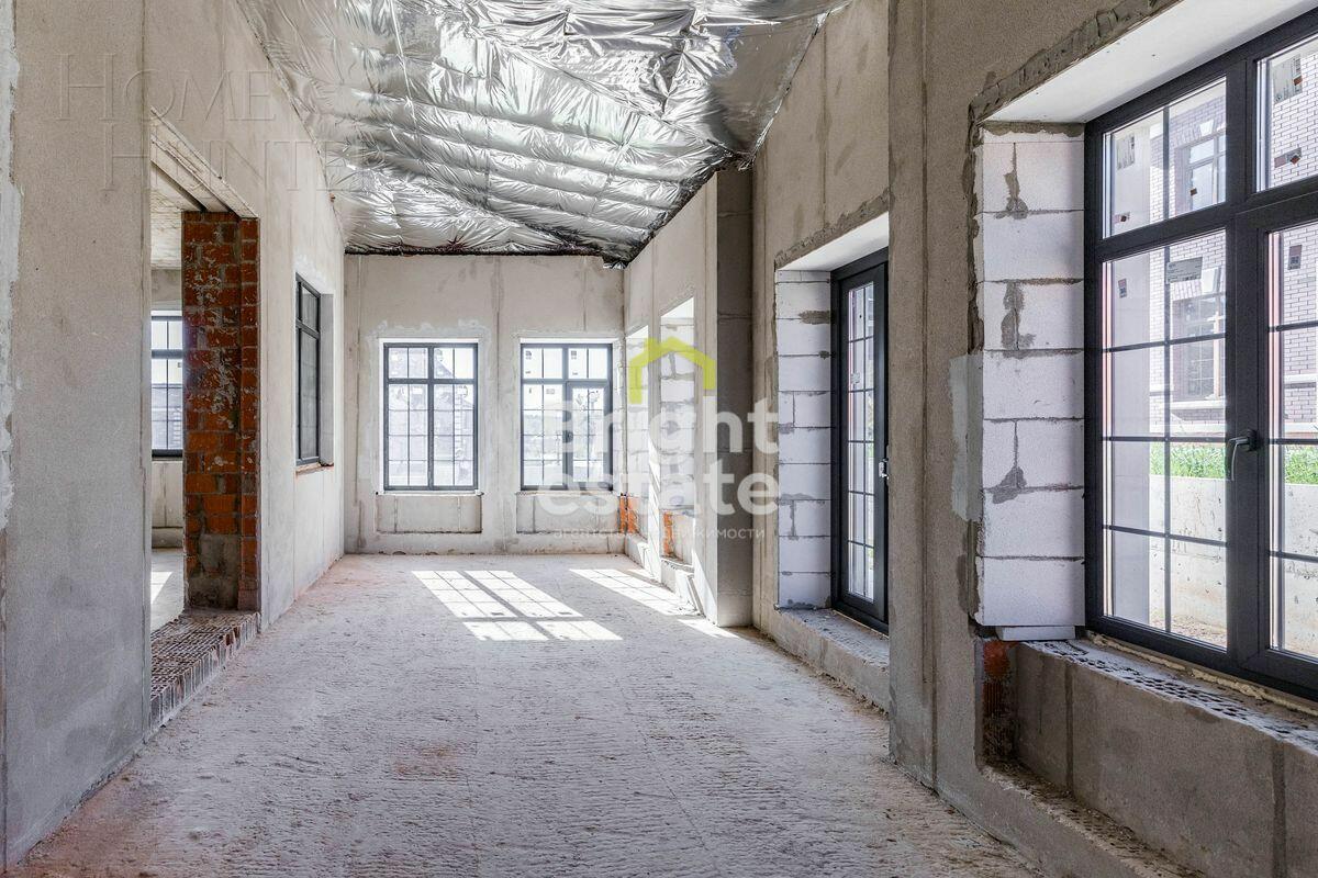 2-этажный коттедж 350 м² без отделки