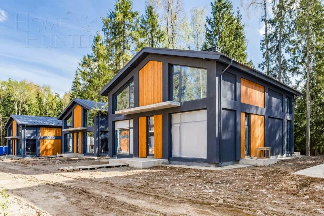 2-этажный коттедж 306 м² без отделки