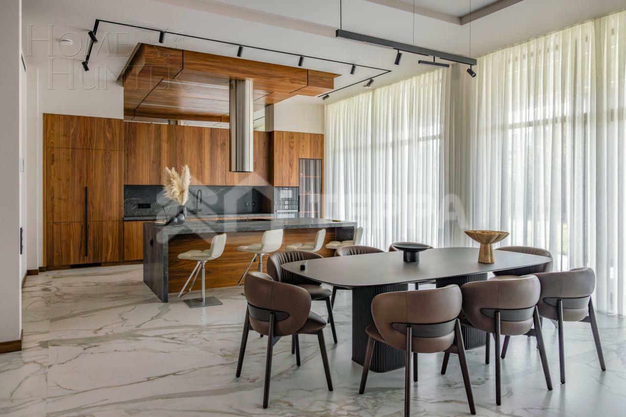 2-этажный коттедж 731 м² с отделкой