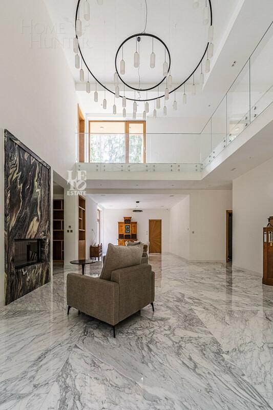 2-этажный коттедж 1 330 м² с отделкой