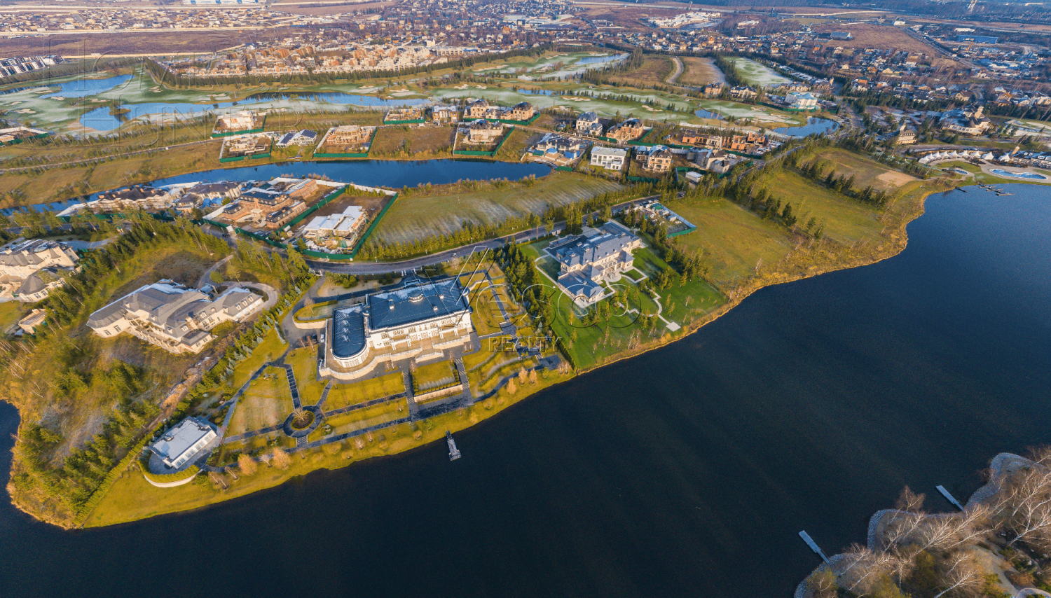 Участок 23.6 сот. в охраняемом поселке