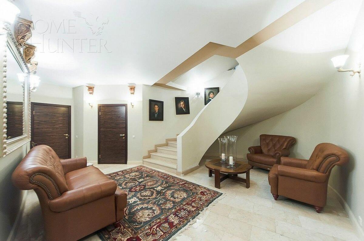 2-этажный коттедж 1 400 м² с отделкой