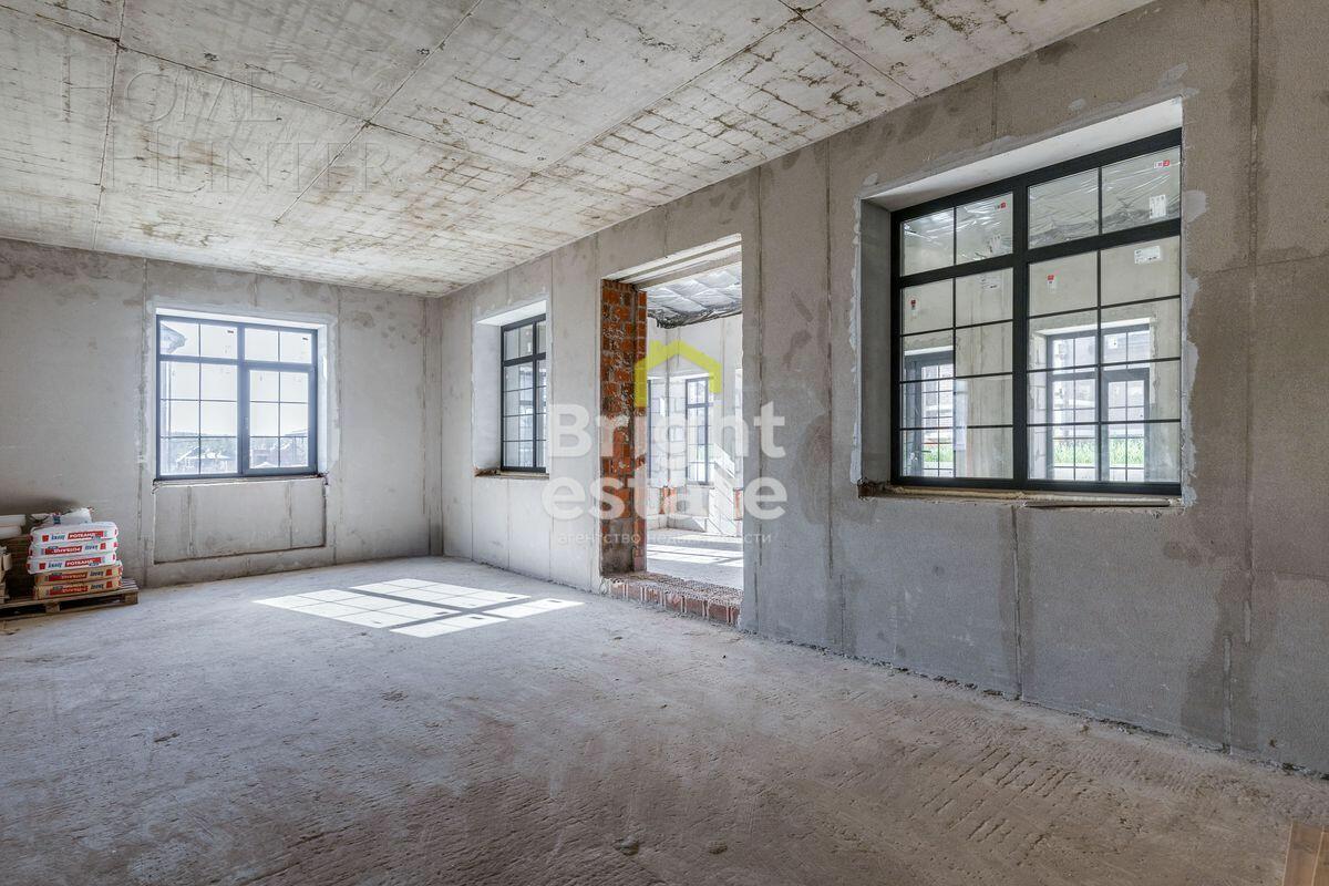 2-этажный коттедж 350 м² без отделки