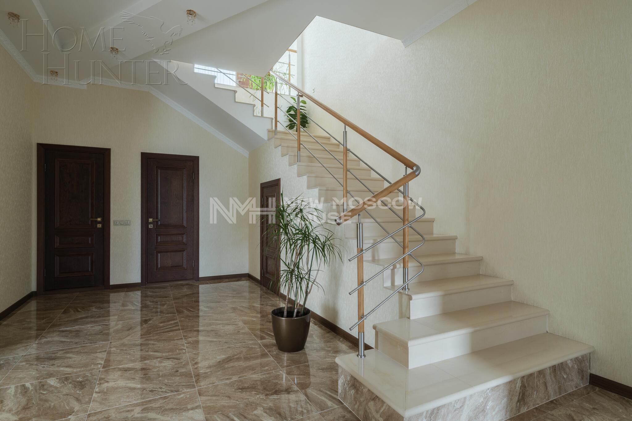 2-этажный коттедж 297 м² с отделкой