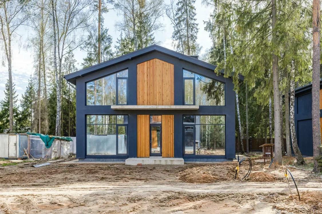 2-этажный коттедж 306 м² без отделки