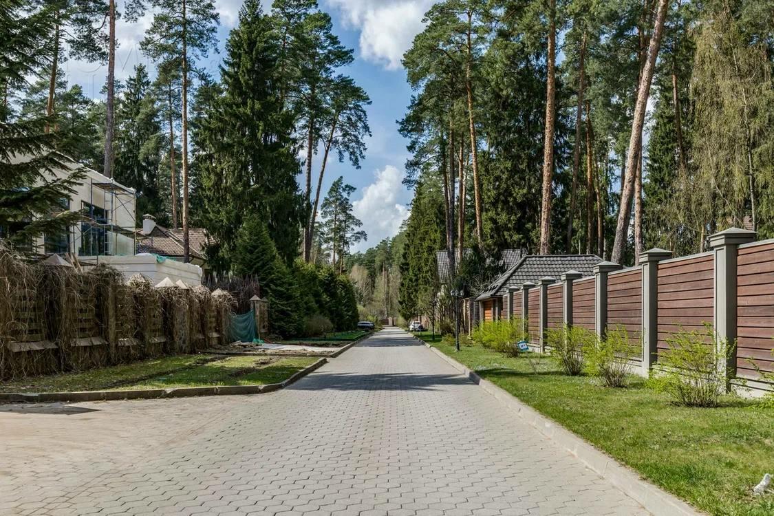 2-этажный коттедж 616 м² без отделки