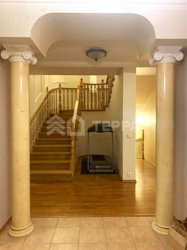 2-этажный коттедж 550 м² с отделкой